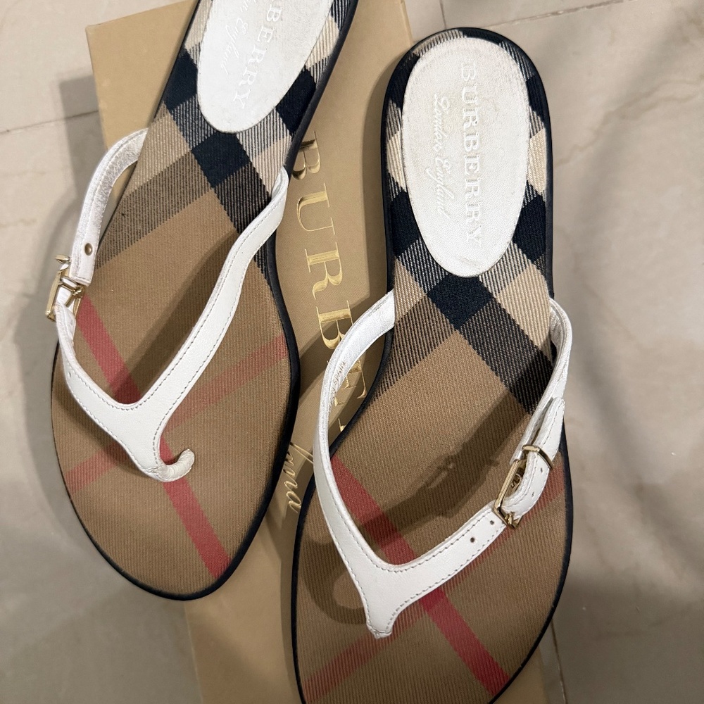 Burberry sandals - image 2